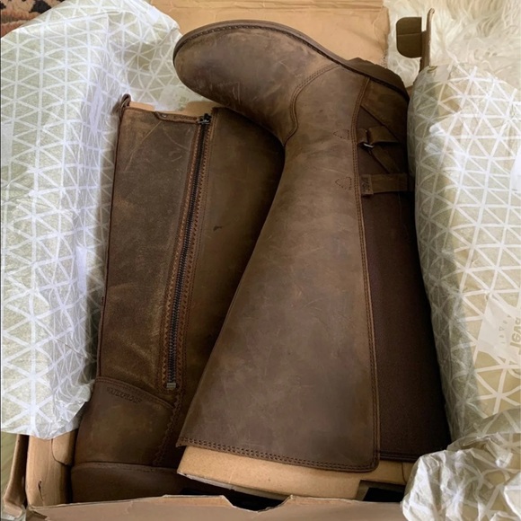 Teva Ellery boots - Picture 10 of 12